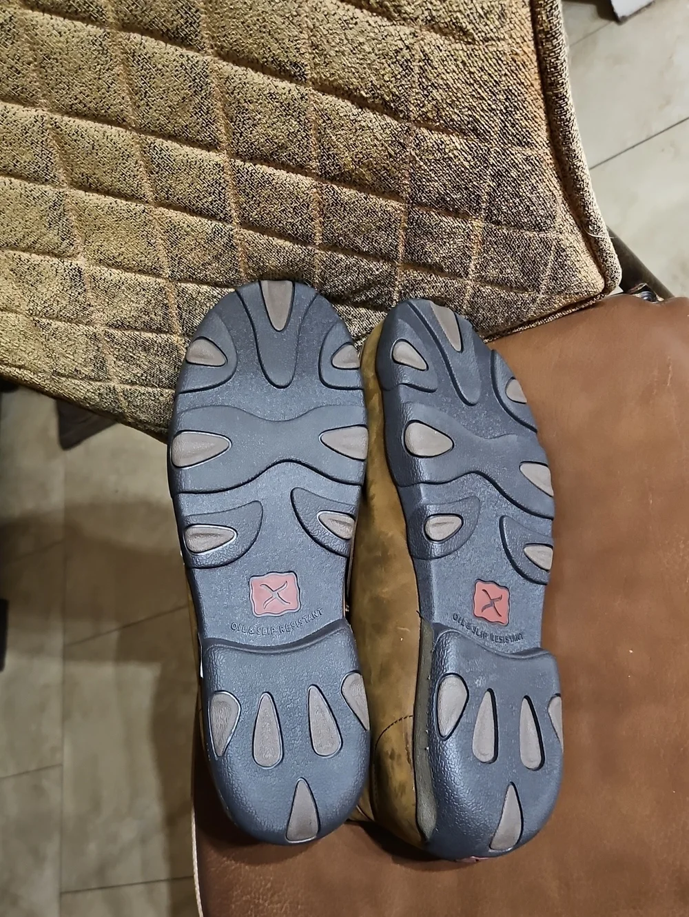 Twisted X here pair
